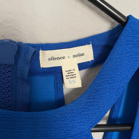 UO Skater Hart Cut-out Dress Size XS - Picture 4 of 6